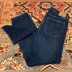 Men’s American Eagle Relaxed Straight Airflex + 34x34 Jeans